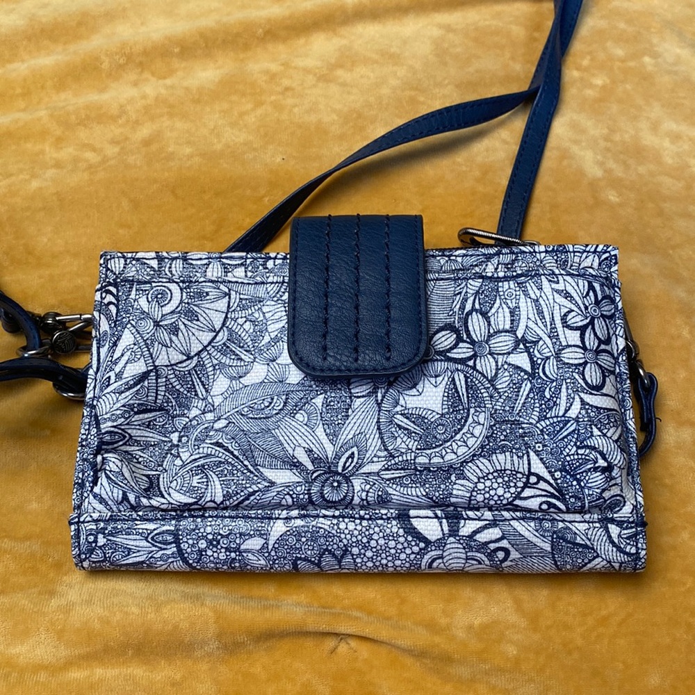 Sakroots Wallet Crossbody
